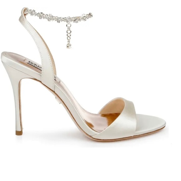 Badgley Mischka Shoes - Badgley Mischka Tiffany Stiletto Glamour Ivory Rhinestone Ankle size 6